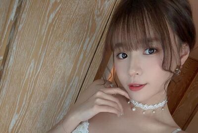 可爱大奶美少女