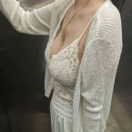 电梯里碰到拿快遞的巨乳人妻,丰乳细腰逆天身材