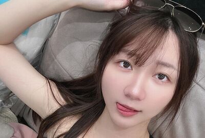 大奶妹 子喵 koneko