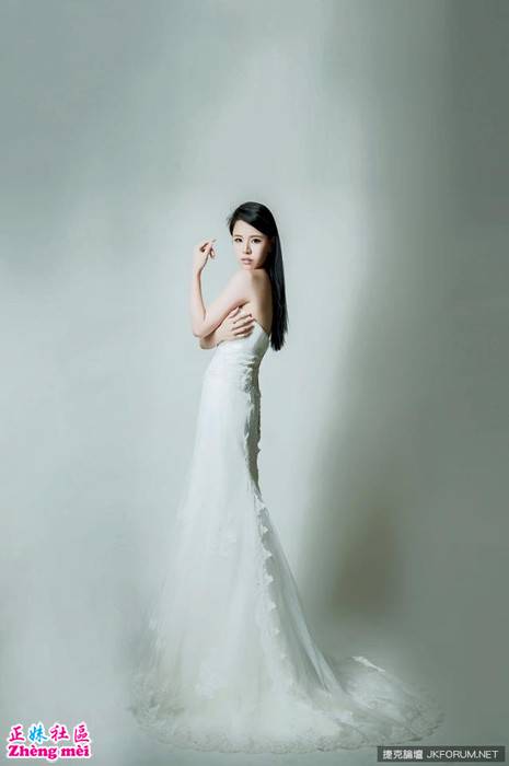 130218cos64qmcqqsxo555.jpg