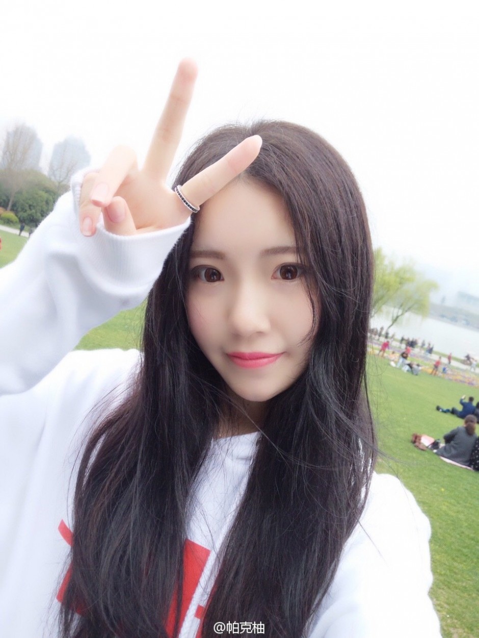名校小清新美女清纯秀[10P]