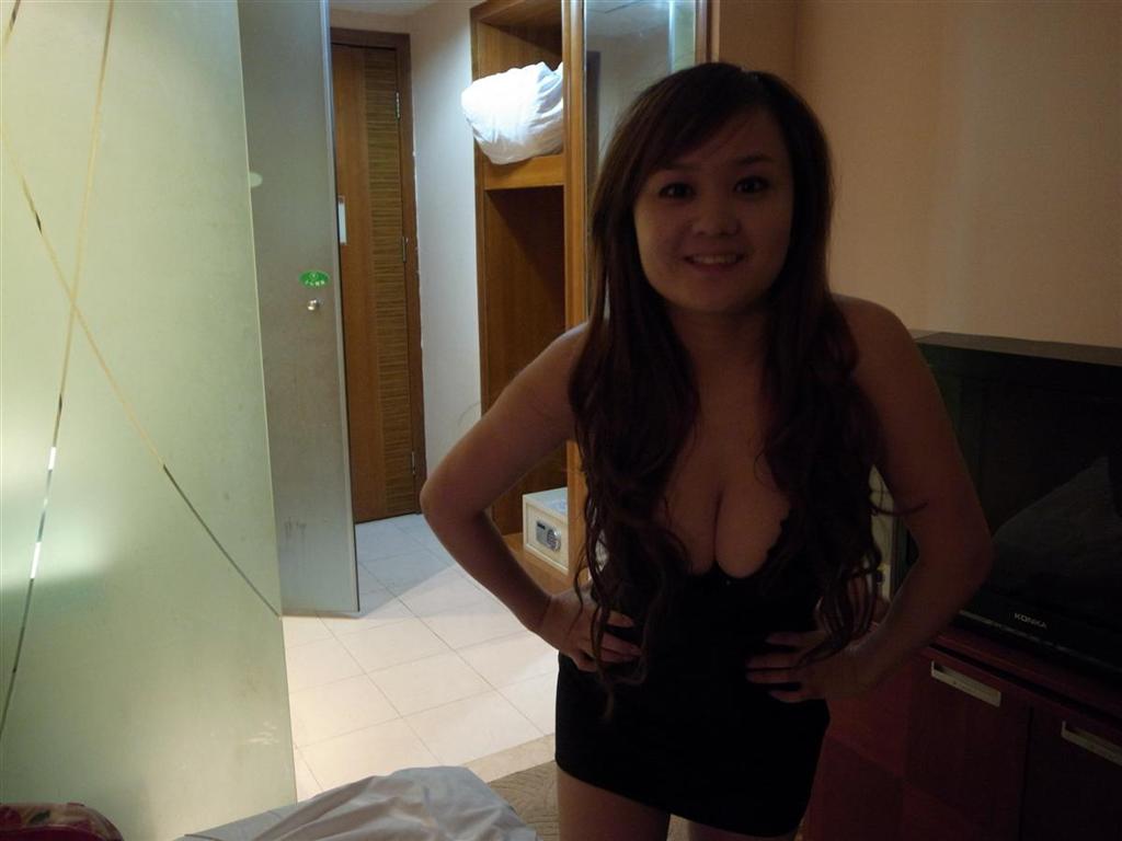 技术娴熟素质好的纹身巨乳技师服务到位 [23P]