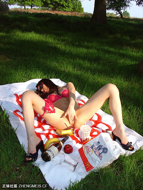 d956cb9d891a9a1ec2f867be516a6810.jpg