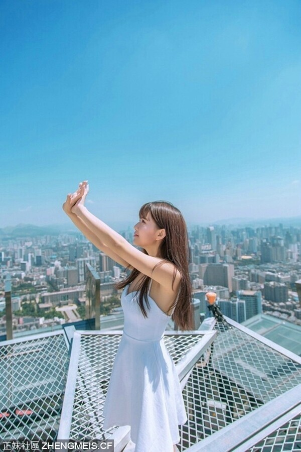 e4b5b873ly1fu8bb56nvsj20ic0riqb0.jpg