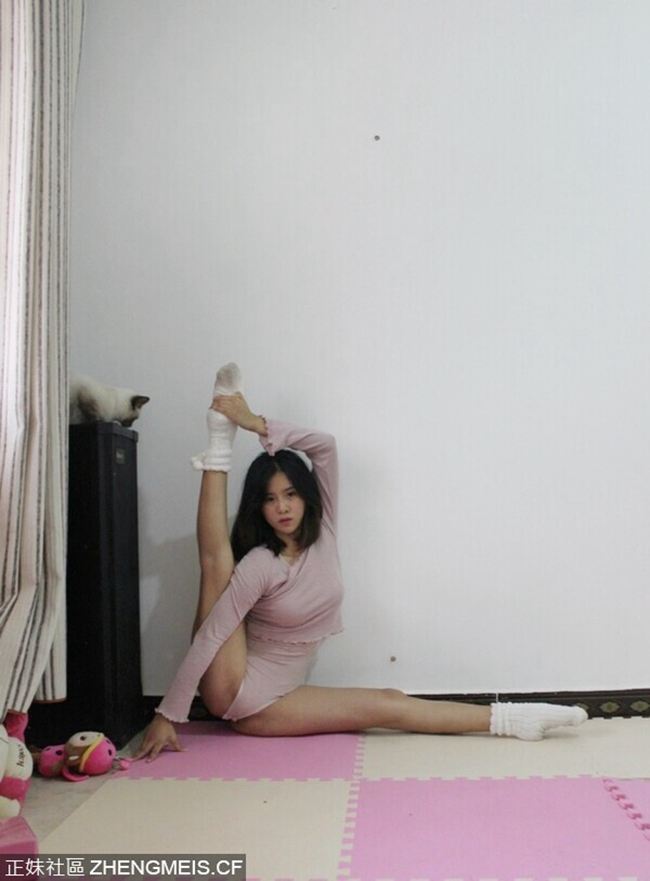 0069vJ6cly1g2kd29hcenj311p1f37v5.jpg