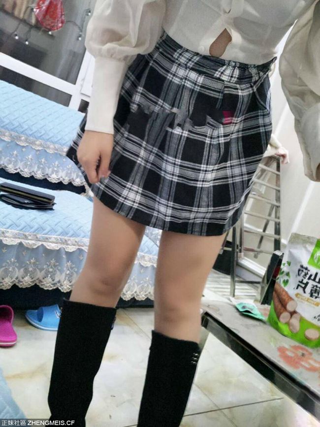 bec32f2c9f5348b1820e30eb2b5f813b.jpg