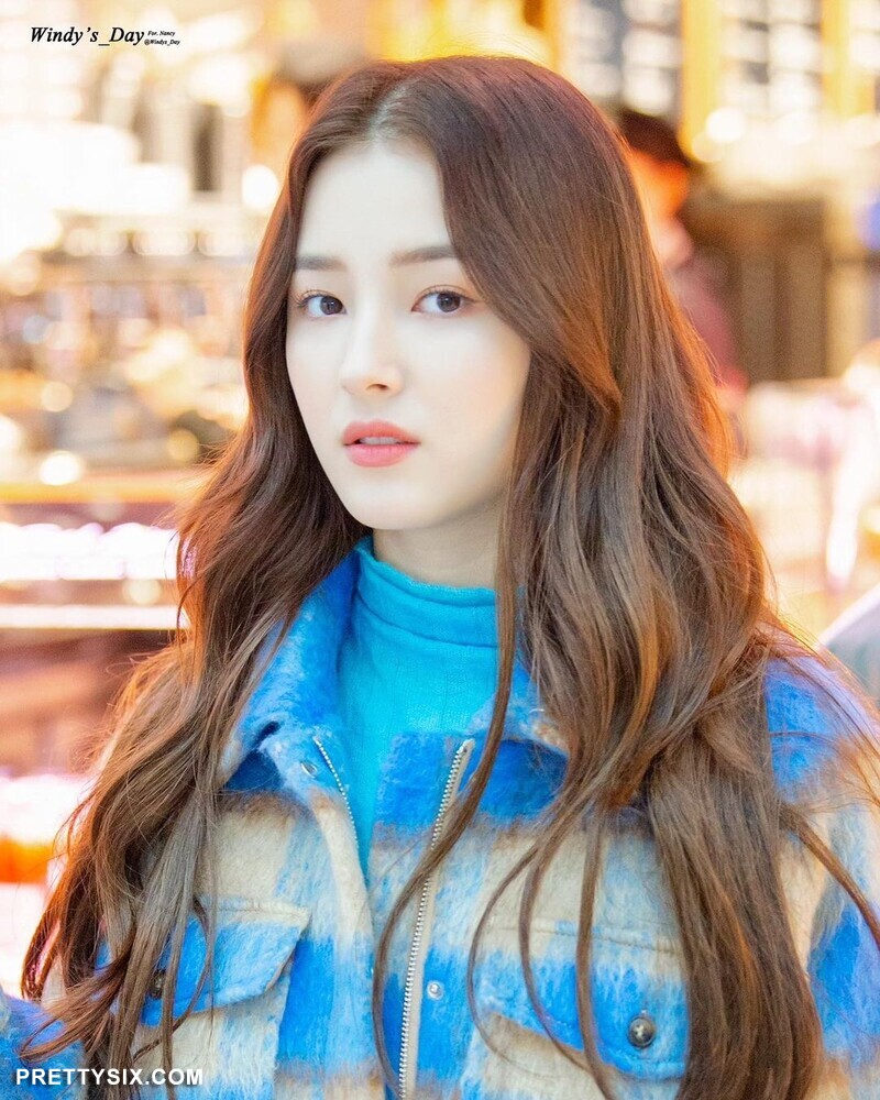 nancy.momoland_732838341784173666436328812263583611452634n.jpg