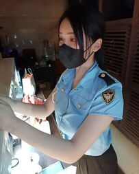 大奶妹菈小菈