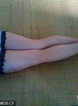 前女友给大家分享去年拍她的丝袜图