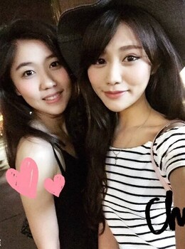 上班悠閒也跟朋友一出去玩