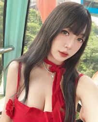 巨乳幼儿园老师