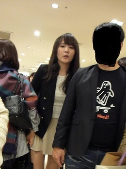 抄拍短裙少妇[8P]