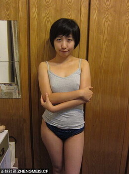 廣州花縣姣HEI妹 HSIE MENG JUNG