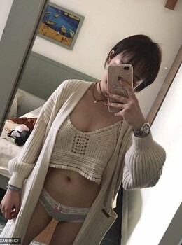 异地恋白富美女友每次相聚如同勐虎[22P]