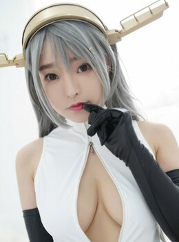 美胸美女柳侑绮性感诱惑上演cosplay