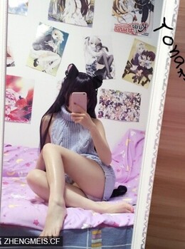 爱cos的yona酱，又叫bitch-yona[21P]
