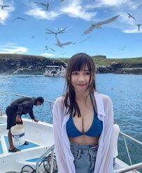 年轻大奶妹子