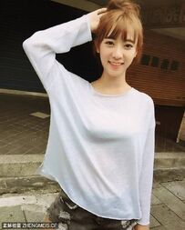 巨乳美女 Part3