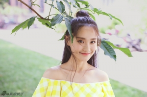 康琳浠清丽脱俗文艺范儿[12P]