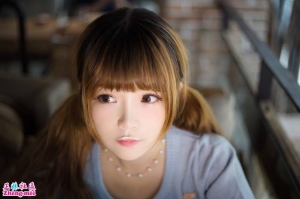 咖啡館里的小時光