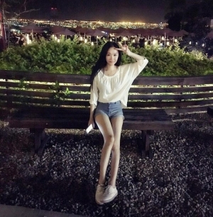 好波不妨一睇再睇 更完美女神Irene Chang
