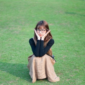 可爱妹子