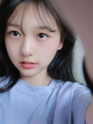09高中生美少女