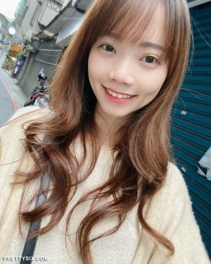 小面美女Zoey