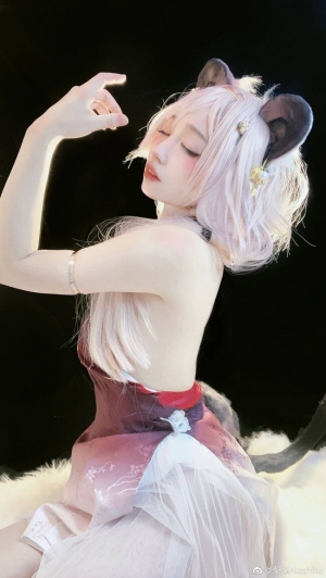 Cosplayer 梨梨Nashiko