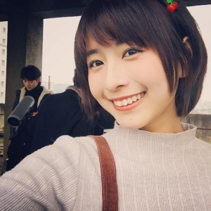 激似新垣結衣 龙梦柔栗子 2