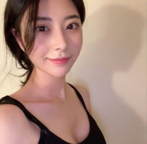 美女小姐姐
