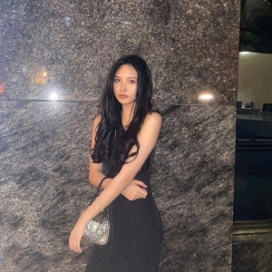 美女 蔡中泠