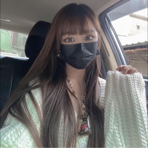小臉美女