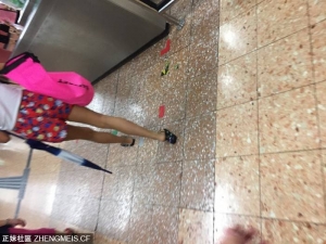 隻腳好長呀媽咪