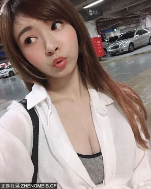 「可愛氣質正妹」完美視角太誘惑！