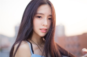 [清新]飞图NO.001贴-白皙皮肤颜值超高清纯妹子的身影[9P]