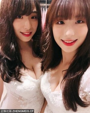 可愛雙胞胎