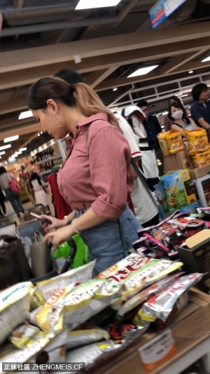 胸部有點大