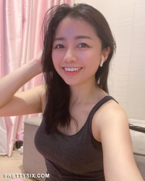 年輕媽媽是上班族