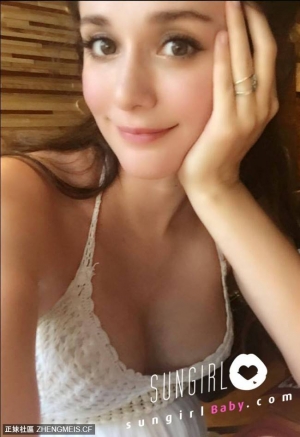 成为小妈咪的瑞莎 依旧甜美性感 这是要逼死人的节奏呀!