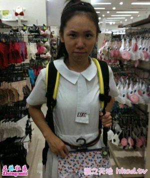香港學生妹試bra