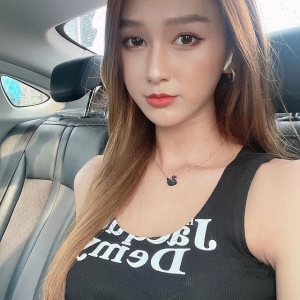 一個爱吃棒棒糖的抖音推特網红小仙女