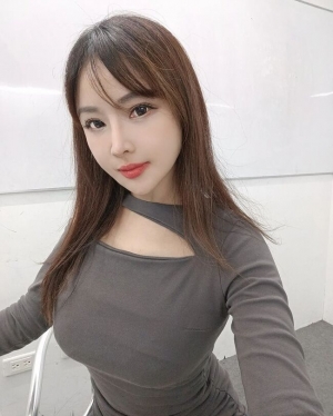 大奶正妹
