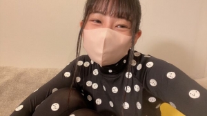 大奶口罩妹子