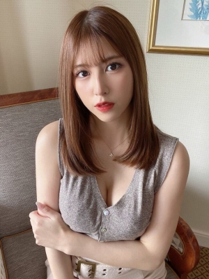 日菲混血 七ツ森りり