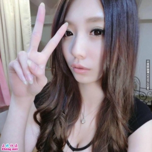16歲高中就32D 正妹石珊妹