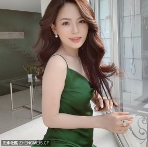 豔麗輕熟女
