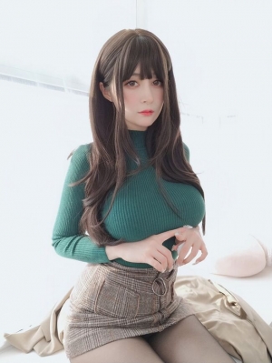巨乳模特儿 白银